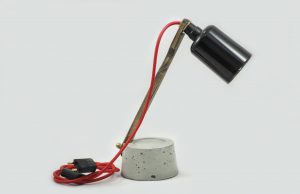 Lampe La Chevette en rouge et noire